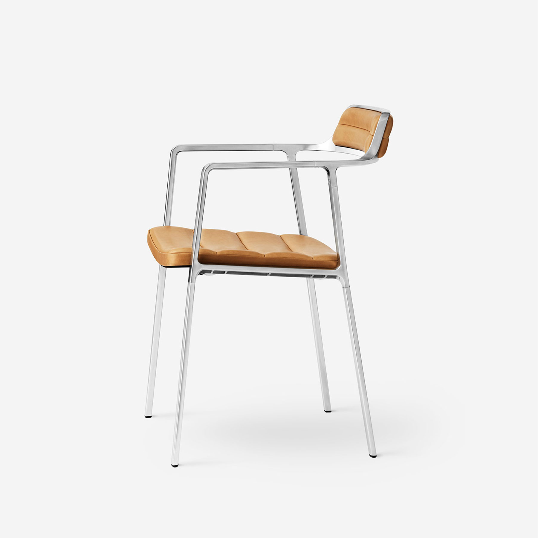 vipp451 chair sand leather